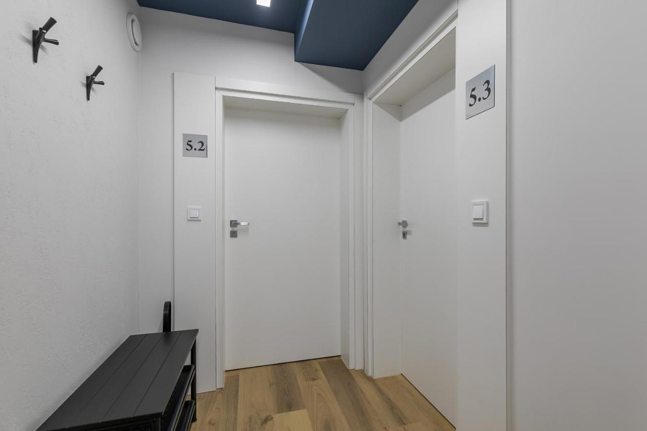 Lighthouse Luxury Penthouse - Jantar Apartamenty 므르제지노 외부 사진